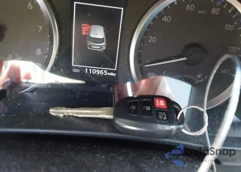 2018 Toyota Highlander Le Plus from USA, damaged, VIN 5TDBZRFH5JS908264